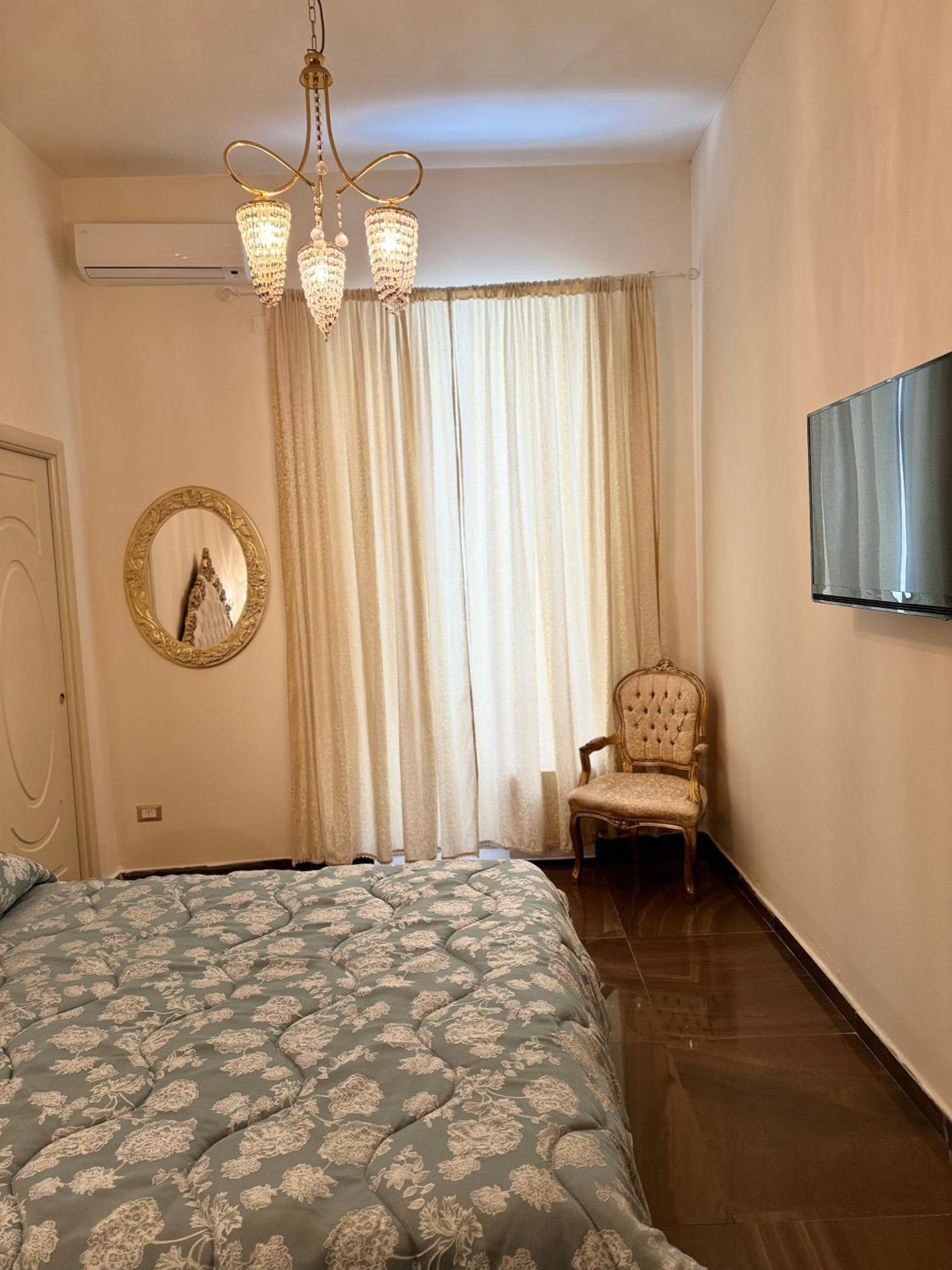 Beb Mariafrancesca Bed and Breakfast Νάπολη Εξωτερικό φωτογραφία