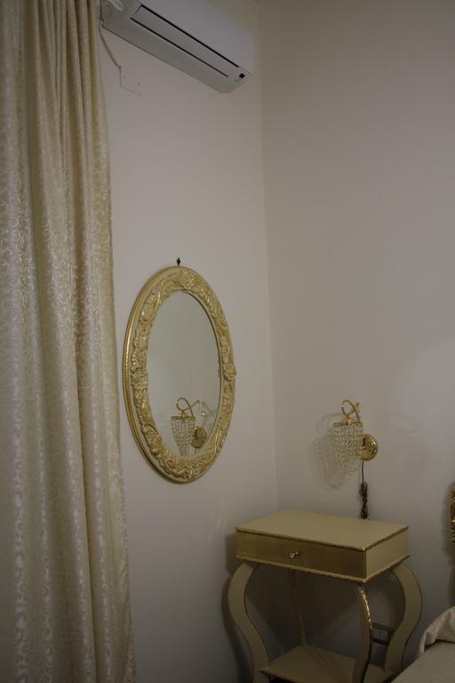 Beb Mariafrancesca Bed and Breakfast Νάπολη Εξωτερικό φωτογραφία