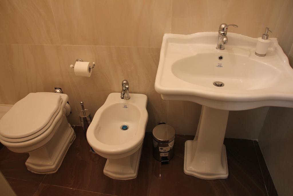 Beb Mariafrancesca Bed and Breakfast Νάπολη Εξωτερικό φωτογραφία