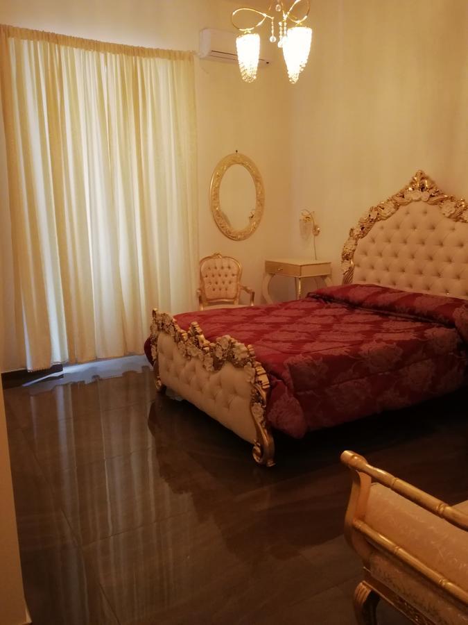 Beb Mariafrancesca Bed and Breakfast Νάπολη Εξωτερικό φωτογραφία